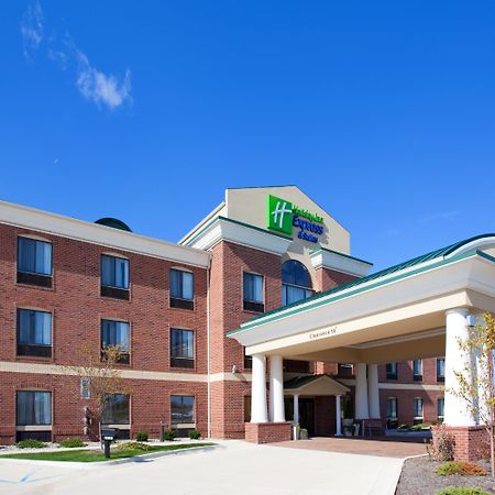 Holiday Inn Express Hotel & Suites Chesterfield - Selfridge Area By Ihg Exterior foto