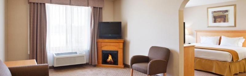 Holiday Inn Express Hotel & Suites Chesterfield - Selfridge Area By Ihg Exterior foto